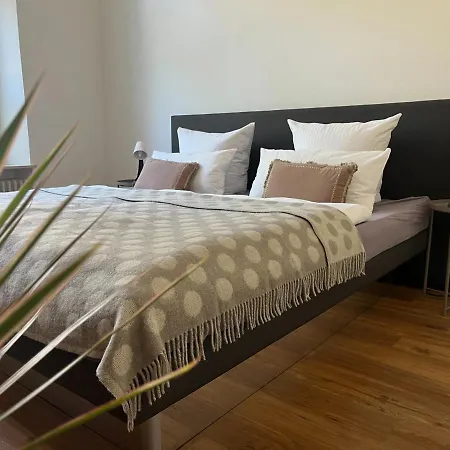 Numbersixteen Lägenhet