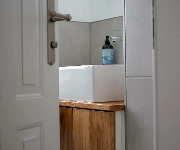 Numbersixteen * Trier